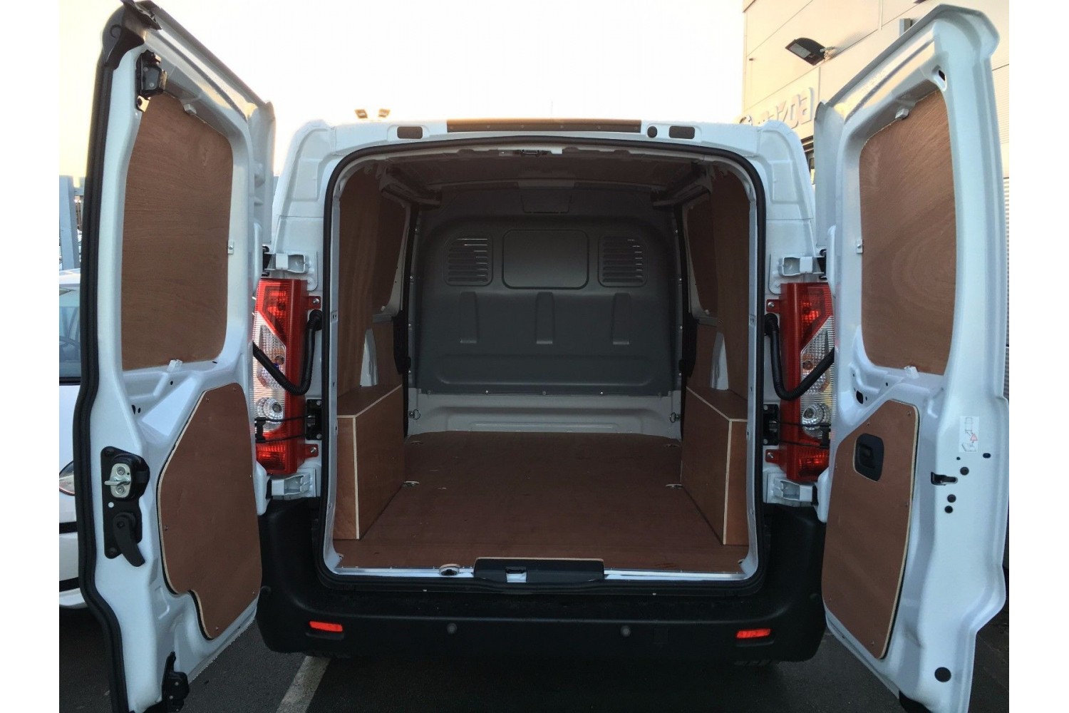 Toyota Proace L1 SWB Ply Lining Kit 2007>2015